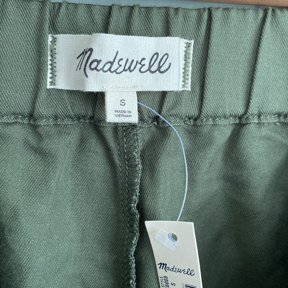 Madewell olive green pull on shorts with pockets size Small NWT - Picture 5 of 8